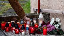 Pietní místo k uctění památky oběti násilného trestného činu v Bašce na Frýdecko-Místecku, 2. prosince 2022, Baška.
