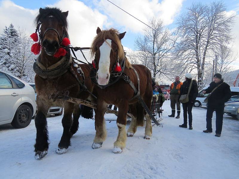 Slunce, bohatý program, ale hlavně dostatek sněhové pokrývky. V Morávce v sobotu vyvrcholil letošní ročník Festivalu sněhu, který se v podhorské vesničce stává tradicí.