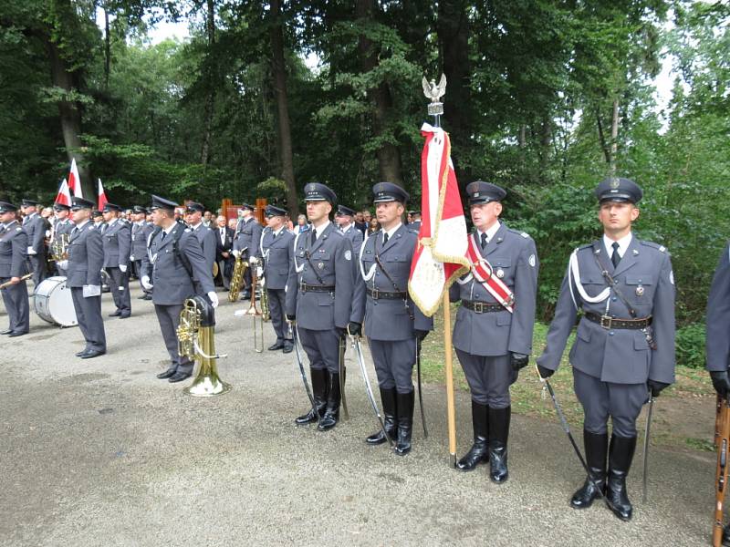 Vzpomínková slavnost na legendární polské letce v Těrlicku-Kostelci.