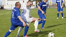 Fotbalisté Brušperku prohráli na domácím hřišti s Dětmarovicemi 2:0.