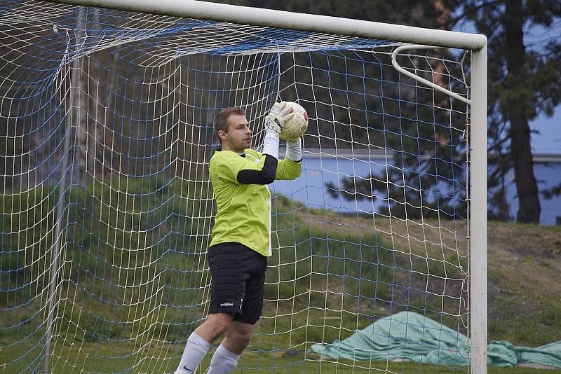 Už sedm bodů nastřádali na jaře v krajském přeboru zachraňující se fotbalisté Brušperku. A po sobotní domácí výhře nad Polankou 2:1 už nejsou v tabulce poslední.