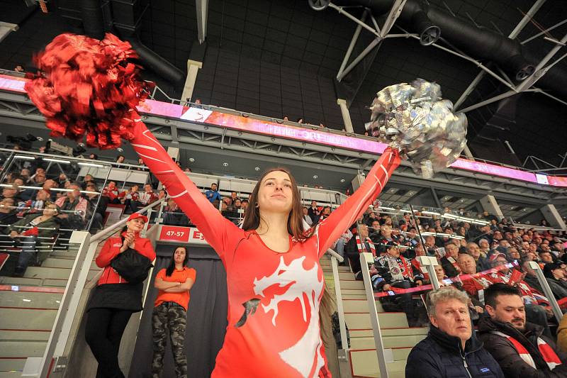 Čtvrtfinále play off hokejové extraligy - 4. zápas: HC Oceláři Třinec - HC Dynamo Pardubice, 21. března 2018.