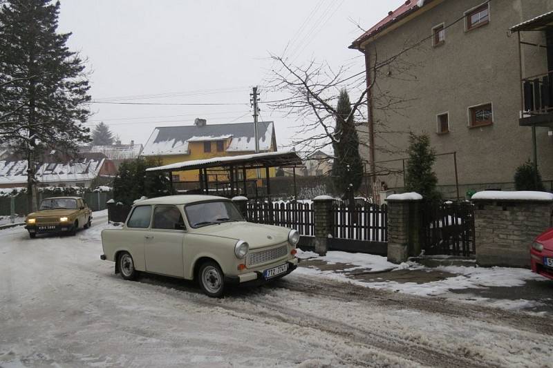 Zimní veteránský sraz „Trabanti na sněhu“ se uskutečnil během víkendu v Morávce.