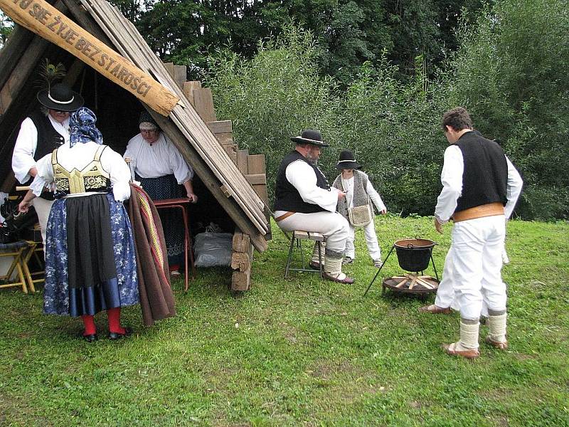 Dožínkové veselí zavládlo v sobotu 5. září v Návsí.