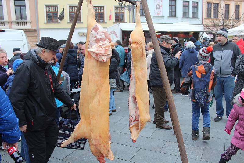 Masopustní jarmark na náměstí Svobody ve Frýdku-Místku, zima 2019.