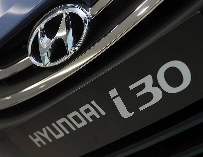 V Nošovicích oficiálně zahájili sériovou výrobu modelu Hyundai i30 nové generace. Vůz byl předtím prezentován pouze ve Frankfurtu a v Praze, k tuzemským dealerům se dostane v únoru.