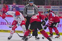 Třetí zápas semifinále play-off hokejové extraligy Oceláři Třinec - Sparta Praha 2:3 v prodloužení (6. 4. 2024).