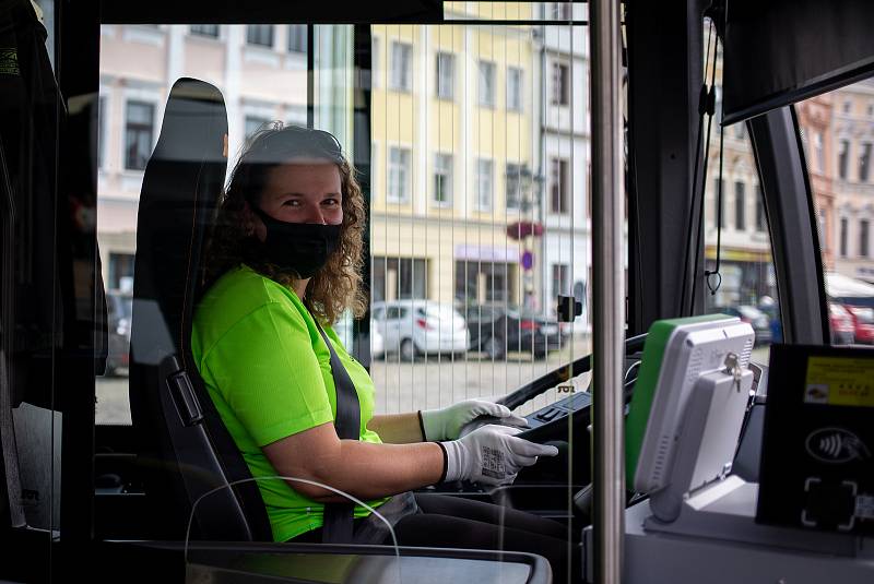 Představení nových nízkoemisních autobusů SOR NSG 12m s pohonem na CNG, 24. července 2020 ve Frýdku-Místku.