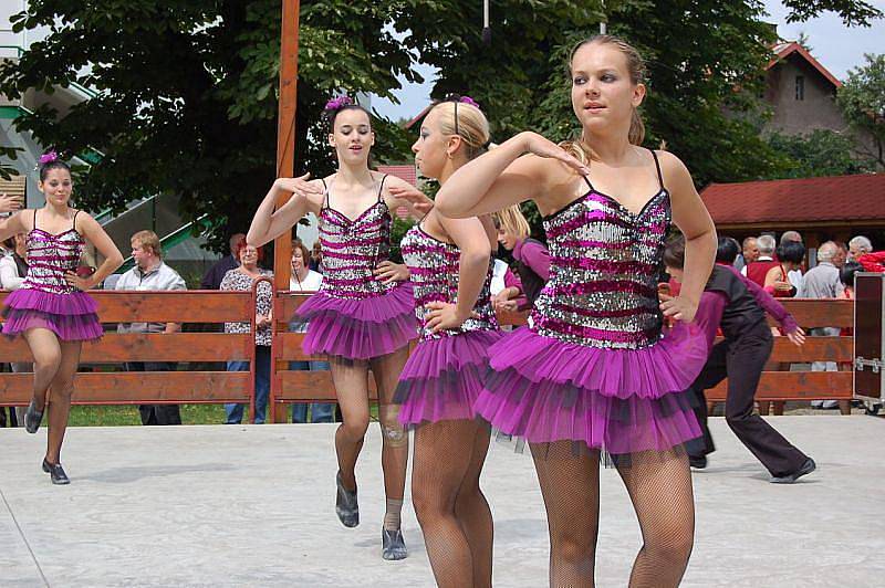 Komorní Lhotka v sobotu ožila tradičním jarmarkem.