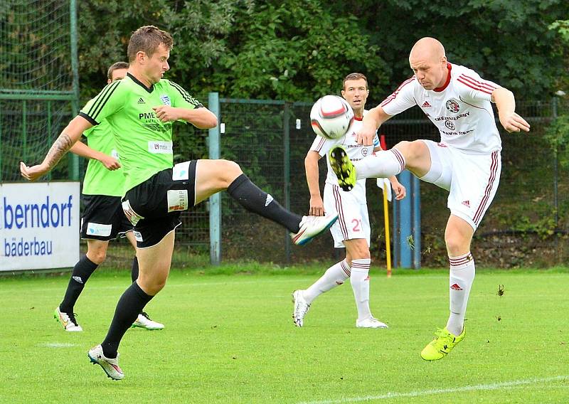 Třinečtí fotbalisté nakonec s nováčkem FNL z Vyšehradu remizovali 3:3. 