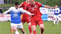 Fotbalisté Třince (v červeném) dokázali v dohrávaném utkání FNL porazit na vlastním hřišti celek Táborska 2:0. 