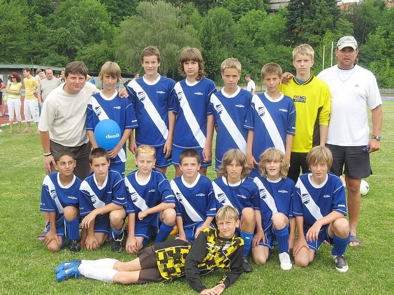 Kategorii mladších žáků ovládli mladí fotbalisté z Frýdku-Místku, kteří prošli celým turnajem bez jediné porážky.