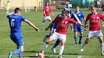 Fotbalisté Uherského Brodu (v červených dresech) prohráli ve 21. kole MSFL s Frýdkem-Místkem 0:1.