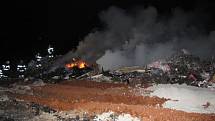 Požár skládky průmyslového odpadu v Řepišti