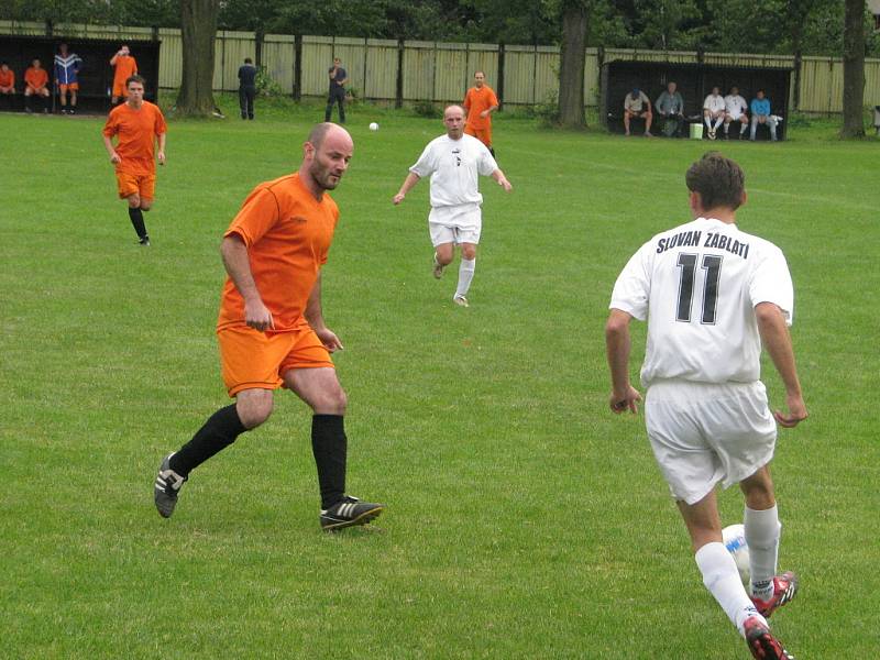 Fotbal Hnojník vs. Záblatí.