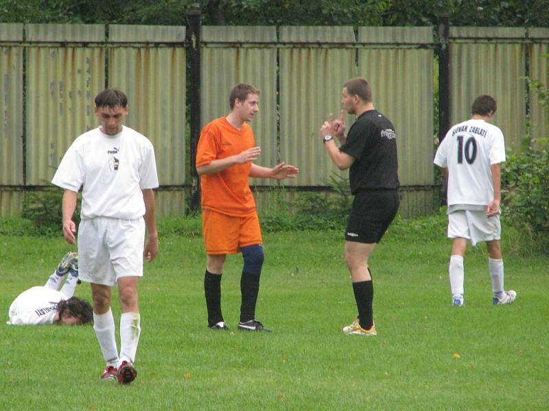 Fotbal Hnojník vs. Záblatí.