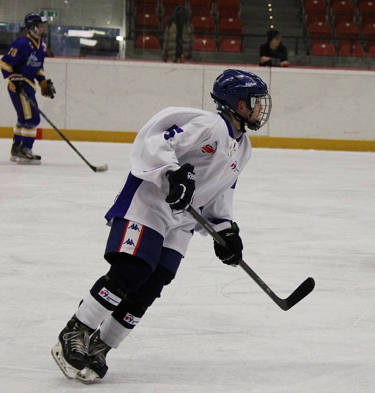 Turnaj v ledním hokeji Škoda Hockey Cup. Utkání Moravskoslezského kraje (bílé dresy) s Olomouckým krajem. 