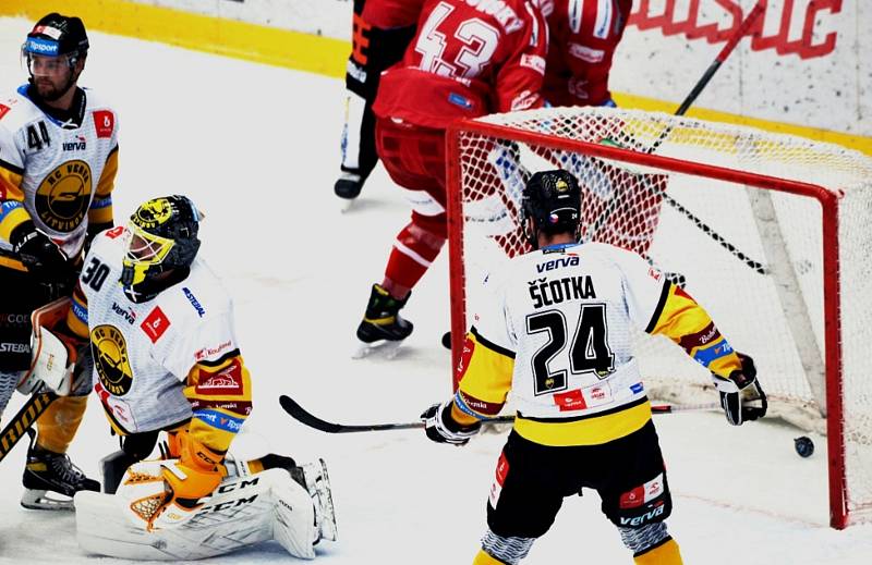 Hokejisté Třince v utkání 24. kola extraligy proti Litvínovu.