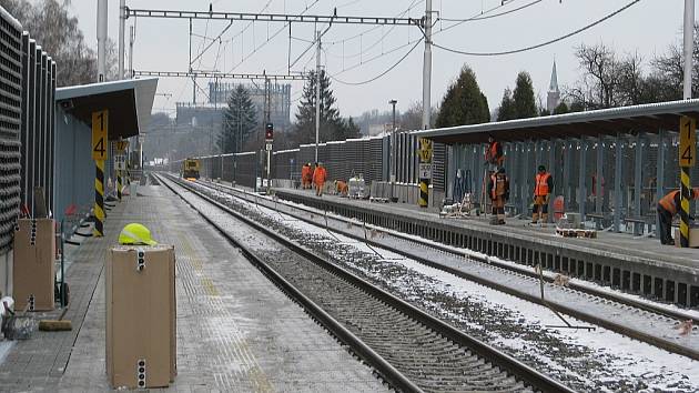 Nová železniční zastávka v Třinci-Lyžbicích je téměř hotova.