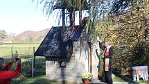 Nová kaplička v Raškovicích je zasvěcena svaté Barboře.