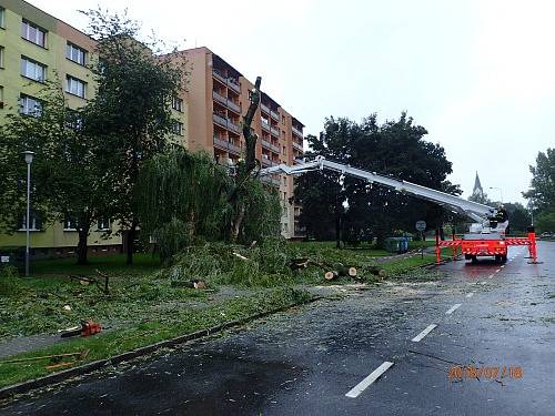 Výstrahu v podobě extrémního stupně nebezpečí kvůli vydatným dešťům vydal Český hydrometeorologický ústav pro oblast Moravskoslezského kraje.