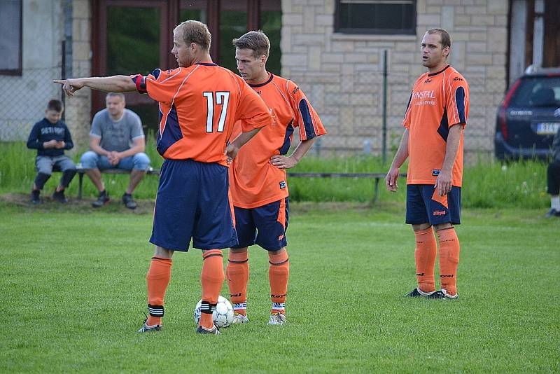 Snímky z utkání Lučina – Krásné Pole 2:1 (1:1).