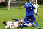 Divizní fotbalisté si na úvod sezony připsali velice cenné vítězství, když na domácím trávníku zdolali díky trefě útočníka Vokouna silný celek Petrovic.