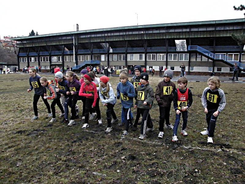 V areálu frýdecko-místeckého stadionu TJ Slezan se v polovině března běžel již 12. ročník Slezanského krosu.