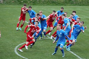 Fotbalisté Řepiště vstoupili do divizního jara remízou s Valašským Meziříčím 2:2, na které dosáhli dvěma góly v samém závěru.