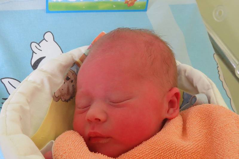 David Šmahaj, Skalice, nar. 16. 5., 48 cm, 3,4 kg, Nemocnice ve Frýdku-Místku.