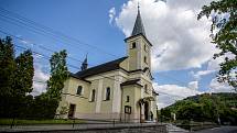 Kostel sv. Cyrila a Metoděje v Chlebovicích, květen 2020. Ilustrační foto,