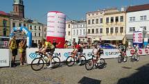 Třetí etapa cyklistického závodu Czech Tour 2020 odstartovala v sobotu krátce před polednem v Olomouci a končila na Zámeckém náměstí ve Frýdku.