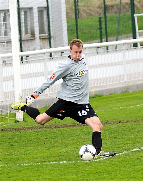 Fotbalisté Frýdku-Místku potvrdili dobrou jarní formu, když na domácím stadionu zdolali posilněný celek ostravské juniorky 1:0. 