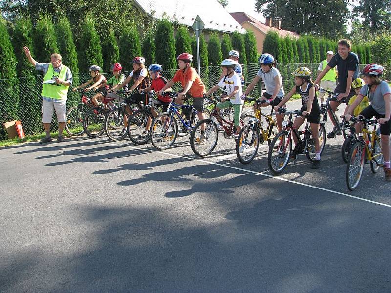 Letošní šestý ročník cyklistického závodu Janovické kopečky, pořádaný místním obecním úřadem, už má své vítěze.