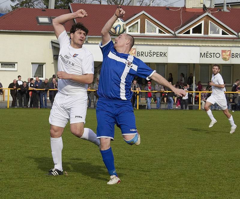 Derby mezi Brušperkem a Petřvaldem na Moravě skončilo nakonec smírem 1:1. 