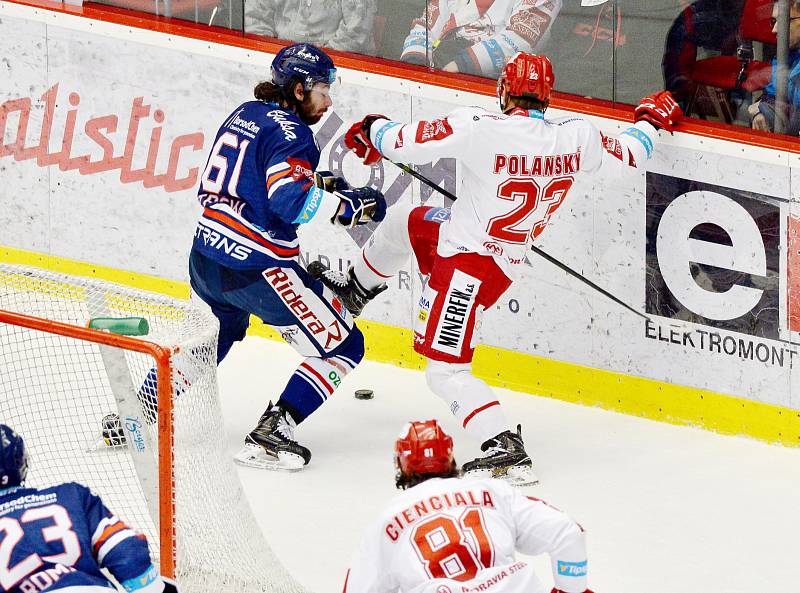 Třinečtí hokejisté dokázali nad Vítkovicemi zvítězit i podruhé.