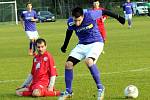 Derby nakonec lépe zvládli fotbalisté Sedlišť, kteří díky gólu Kmošťáka vyhráli v Čeladné 1:0. 