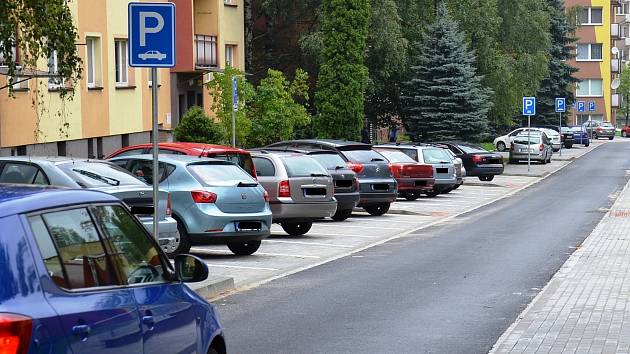 V Děčíně pokračuje blokové čištění. Neparkujte v ulicích, kde bude -  Děčínský deník