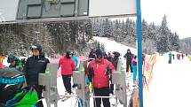 Lyžování ve ski areálu Bílá, vánoční svátky 2018.