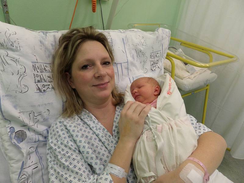 Barbora Juřičková s maminkou, Český Těšín, nar. 27. 12., 51 cm, 3,89 kg, Nemocnice Třinec. 