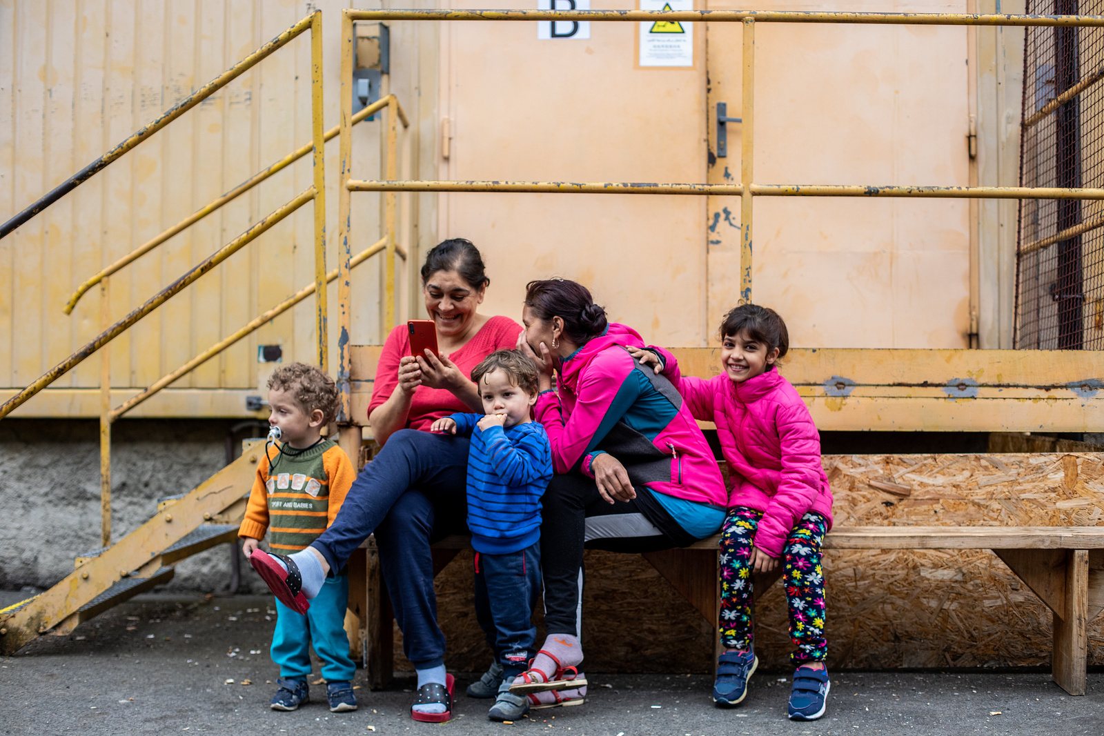 Bez znalců romské kultury to nejde. Takto žijí uprchlíci z Ukrajiny v  Beskydech - Frýdecko-místecký a třinecký deník
