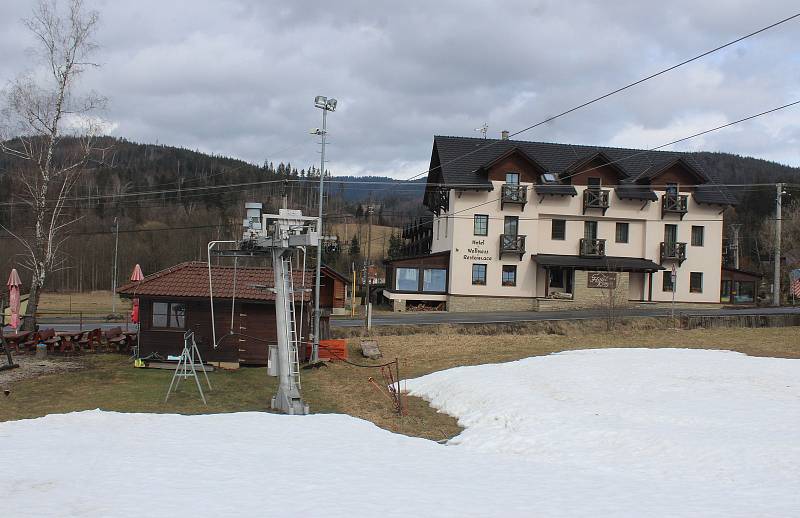 Lyžařský areál Kempa Land v Bukovci. Hotel Kempa.