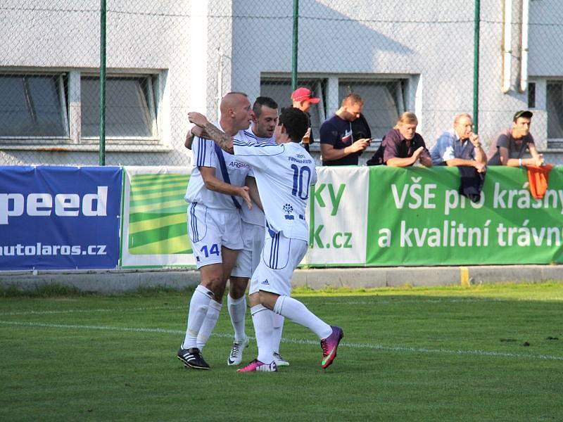 Fotbalisté Frýdku-Místku porazili na svém stadionu druholigového lídra ze Žižkova 1:0, když jedinou branku utkání vstřelil útočník Matúš.