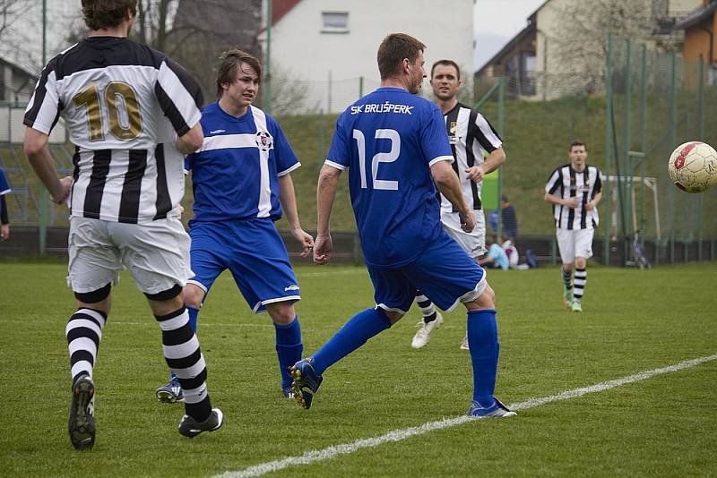 Už sedm bodů nastřádali na jaře v krajském přeboru zachraňující se fotbalisté Brušperku. A po sobotní domácí výhře nad Polankou 2:1 už nejsou v tabulce poslední.