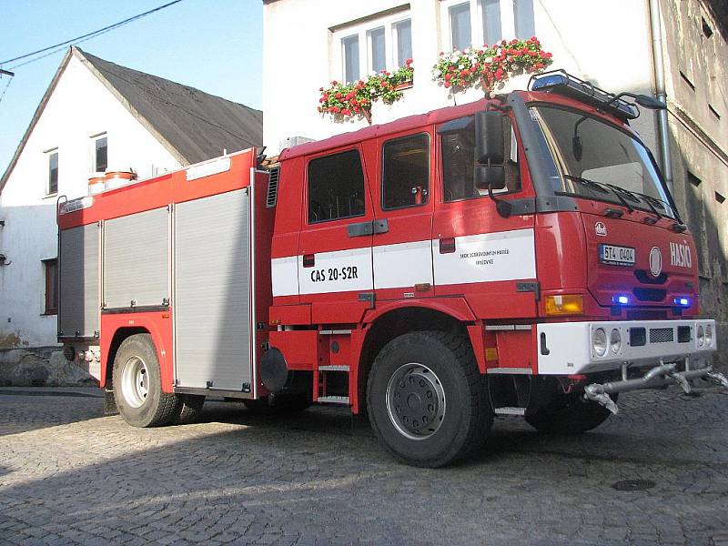 Čtyři zraněné si vyžádal ve čtvrtek 7. října po poledni požár v bytě u náměstí v Brušperku.