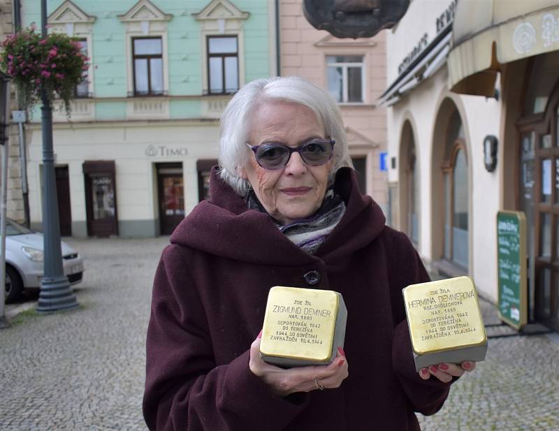 První Kameny zmizelých má také Frýdek-Místek, a to na místech, na kterých žili nebo působili osobnosti zavražděny za nacistického režimu.