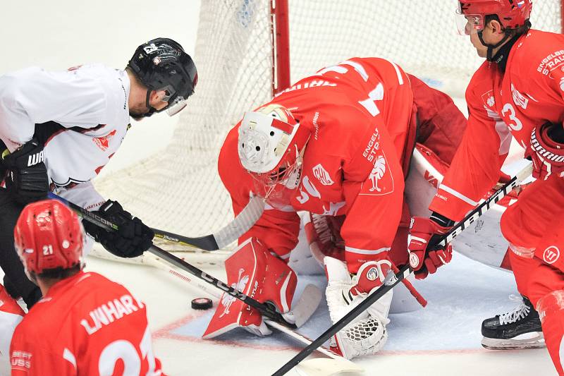 Odvetné utkání osmifinále play off hokejové Ligy mistrů: HC Oceláři Třinec vs. Malmö (Malmo), 7. listopadu v Třinci. Hrubec Jan.