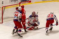 Hokejisté Poruby prohráli v kravařském azylu utkání 39. kola Chance ligy s Frýdkem-Místek 3:4 v prodloužení.