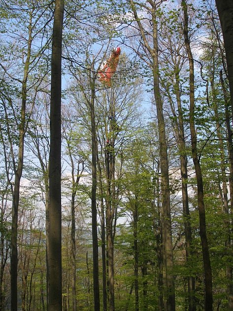 Záchrana polského paraglidisty v Beskydech.