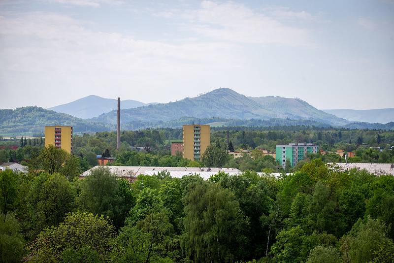 Pohled na město z Hotelu Centrum, 12 května 2022 ve Frýdku-Místku.